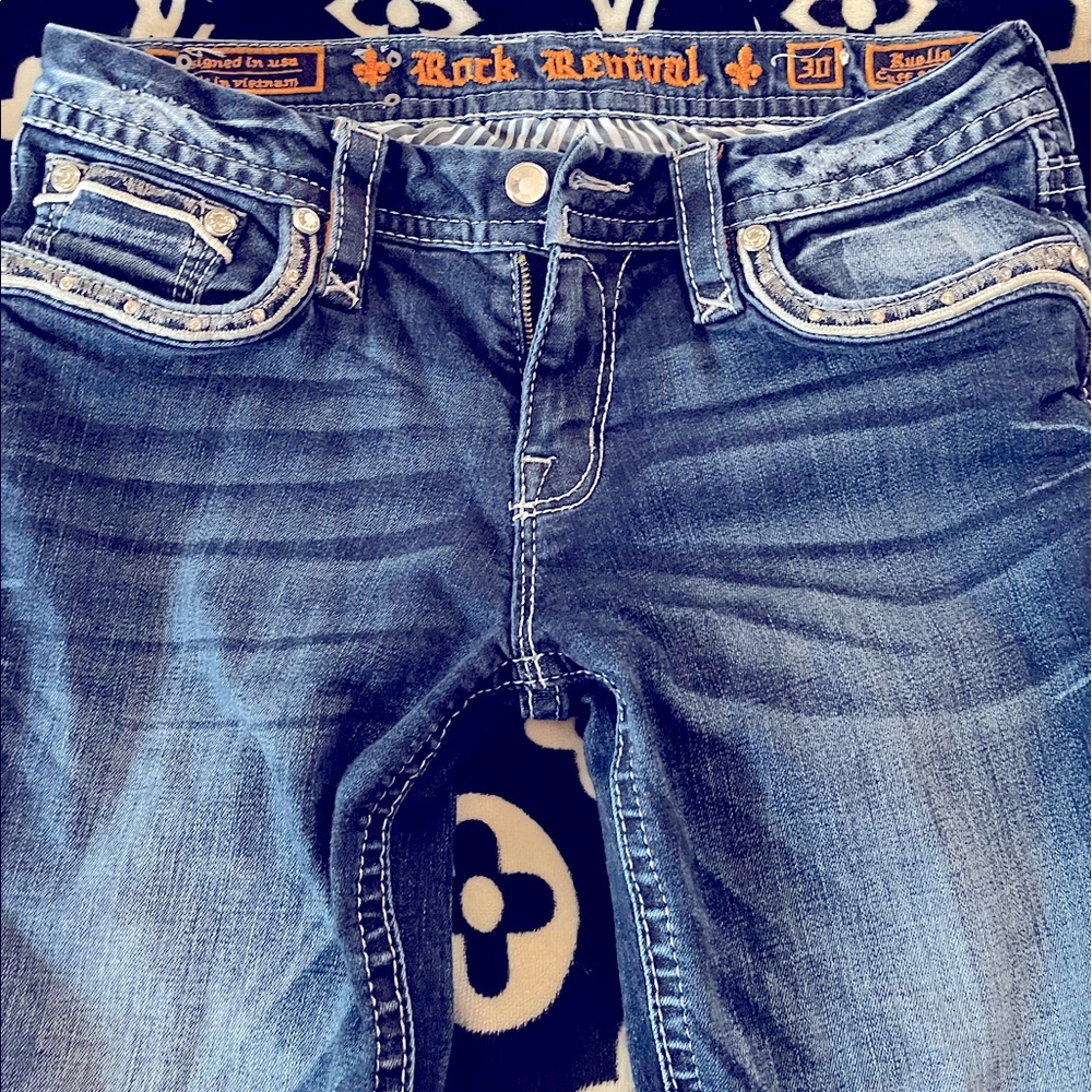 Size 30 Rock Revival Ruella  cuff skinny jeans
